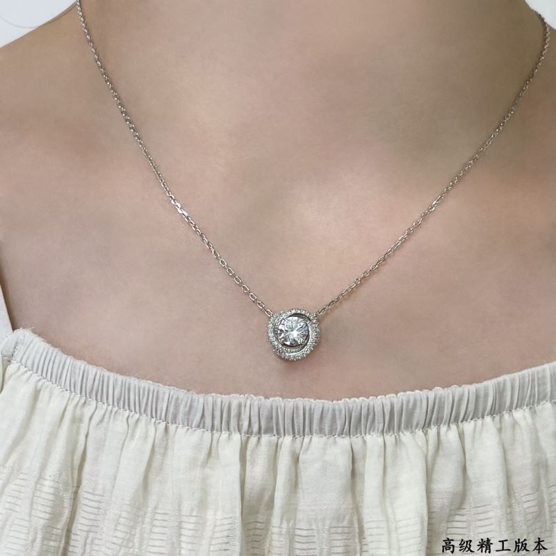 Ca*t1er necklaces